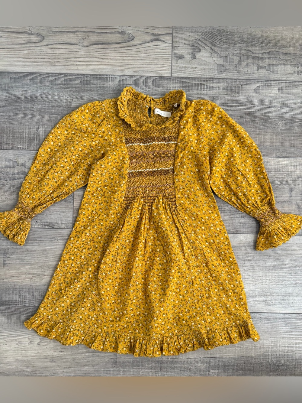Doen Yellow Smocked Floral Dress size 6